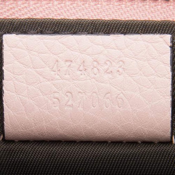 SOLDGucci Leather Blind For Love Bee Crossbody Bag - Picture 4 of 6